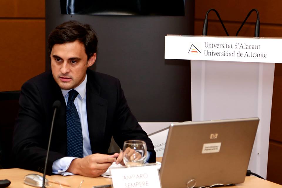 señales-alerta-administradores-master-direccion-y-gestion-de-empresas-cuatrocasas-willis-jose-luis-gasco-sergio-muñoz-rojas-alicante-octubre-2014.jpg