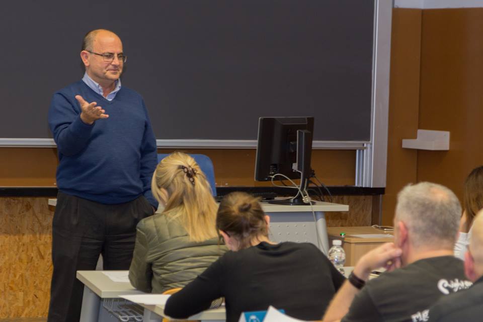 leonardo yañez finanzas operativas master empresa ua