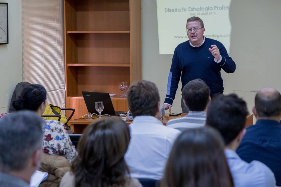 andres perez marca personal protocolo directivos master empresas recursos humanos universidad alicante