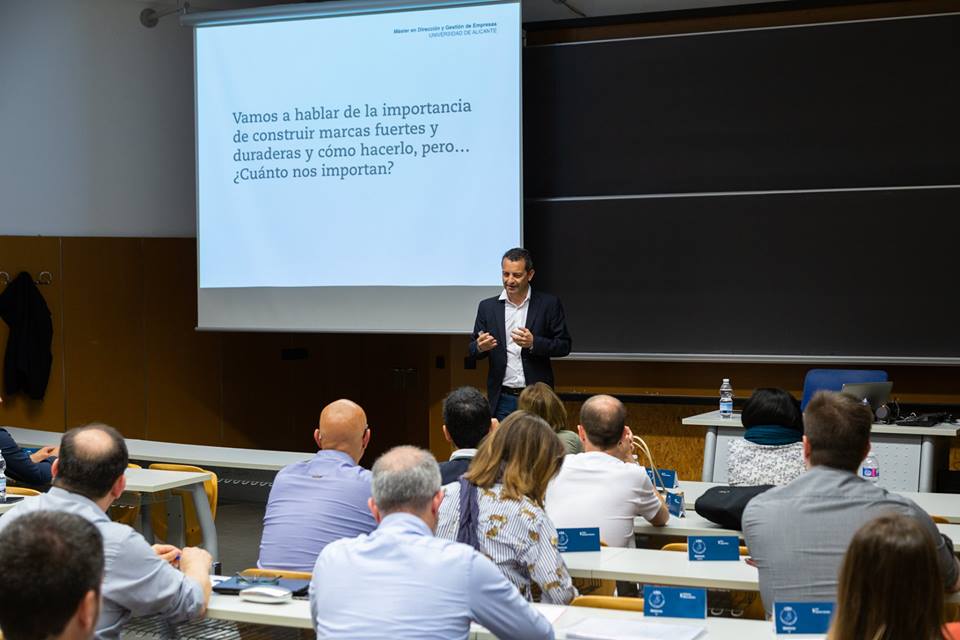 ignacio lopez de zamora branding master direccion y gestion de empresas universidad de alicante