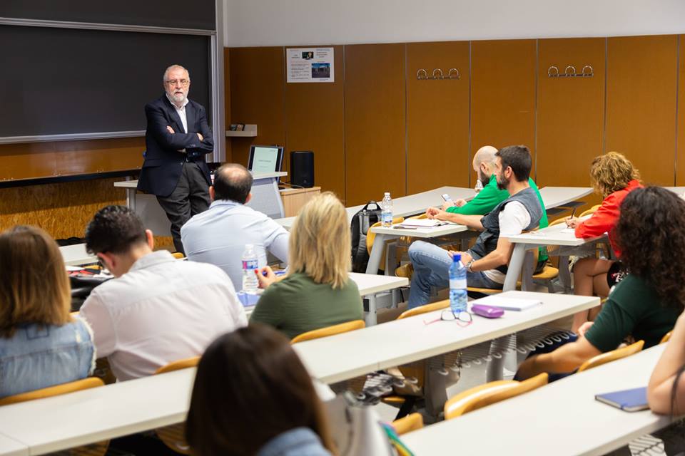 faus olmos liderazgo y comunicacion master direccion y gestion de empresas universidad de alicante mde
