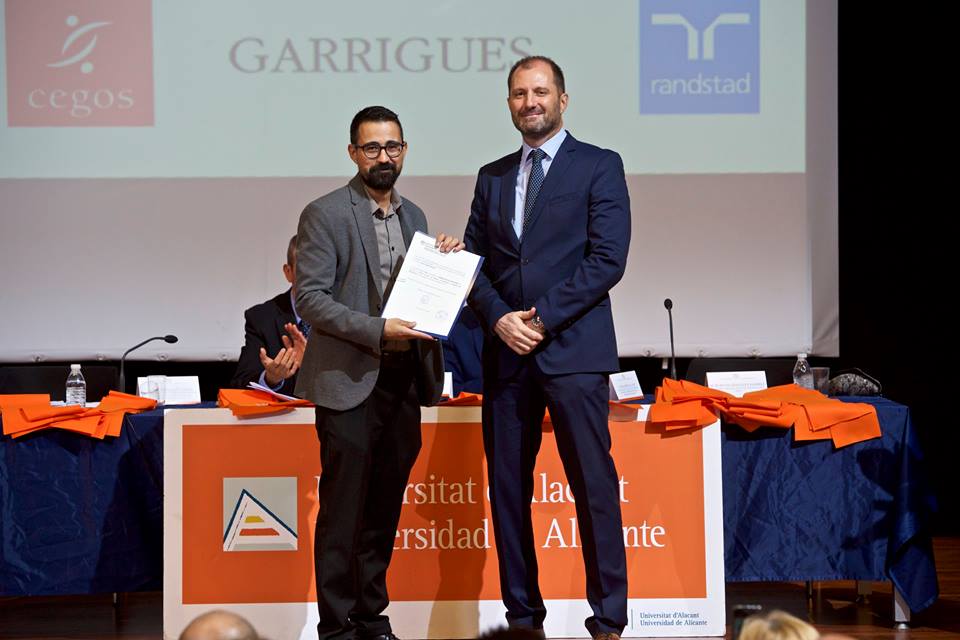 clausura 2018 master direccion y gestion de empresas recursos humanos y programa superior de gestion universidad de alicante premio mde 1