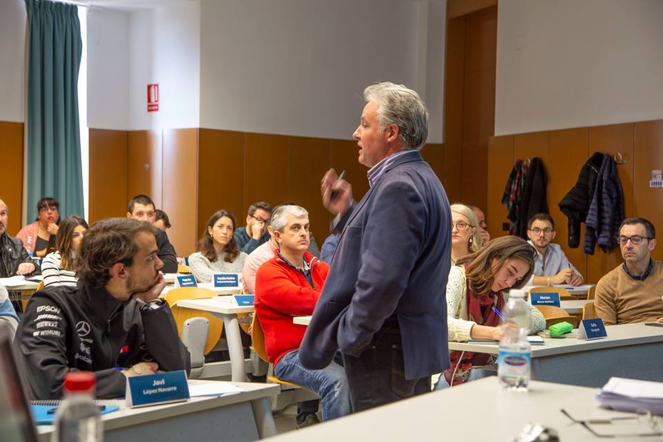 roberto paya clase innovacion master direccion y gestion de empresas universidad de alicante